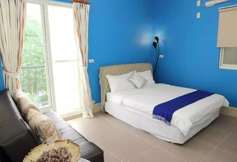 هتل Aman Theme Suite Arena Hall