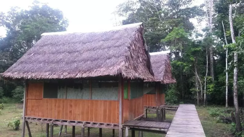 هتل Amazon Eco Tours & Lodge