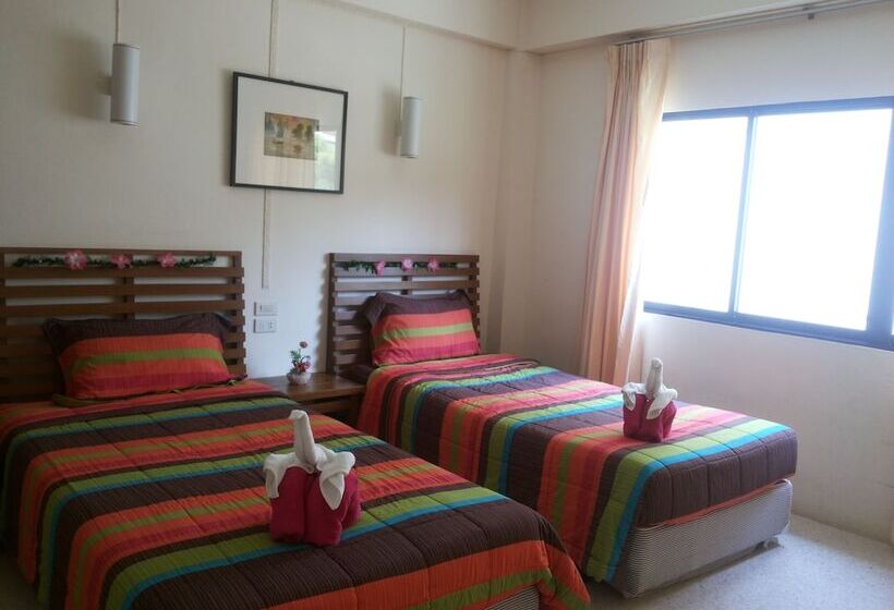 호텔 Aonang Andaman Resort