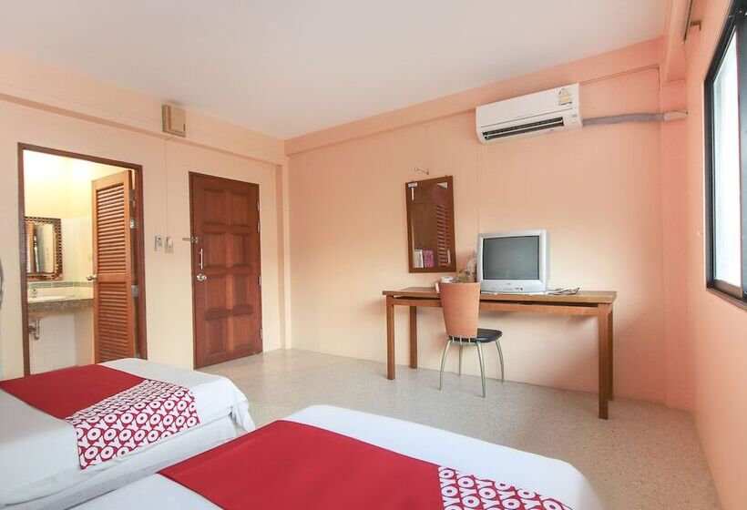 호텔 Aonang Andaman Resort