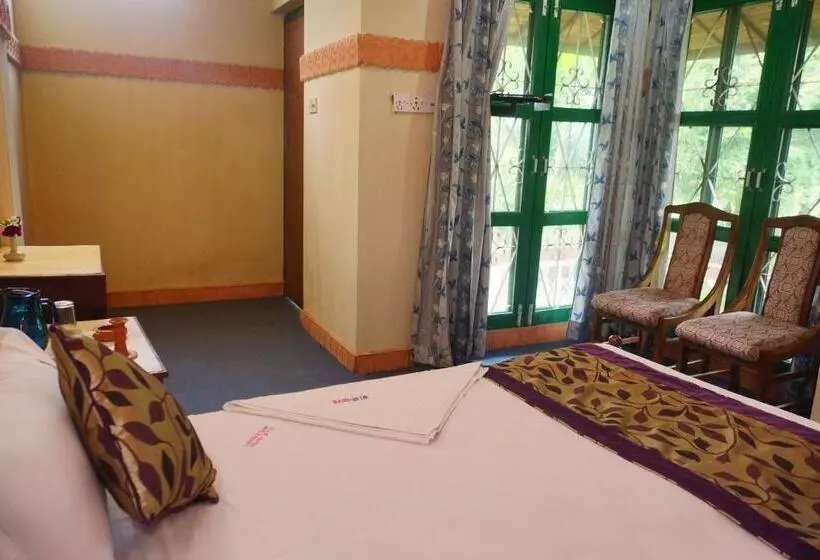 هتل Baghmara Wildlife Resort