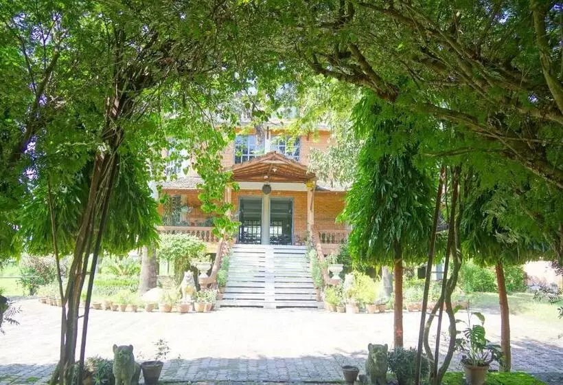 هتل Baghmara Wildlife Resort