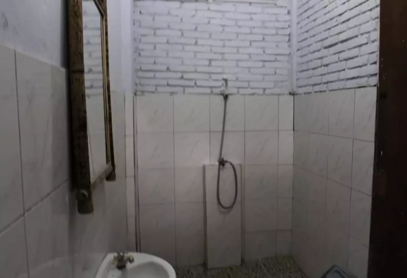 Отель Baleku Senggigi