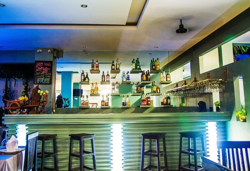 Отель Bayon Shadow Villa