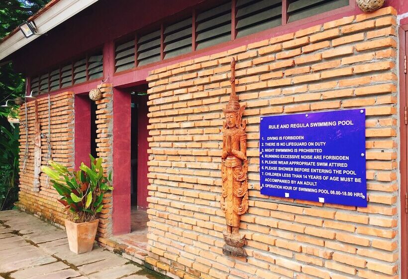 בית מלון כפרי Chiangmai Royal Creek