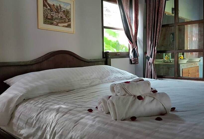 בית מלון כפרי Chiangmai Royal Creek