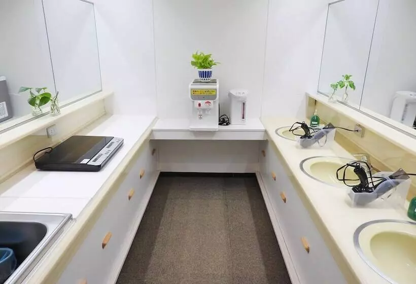 Capsule Hotel The Inn