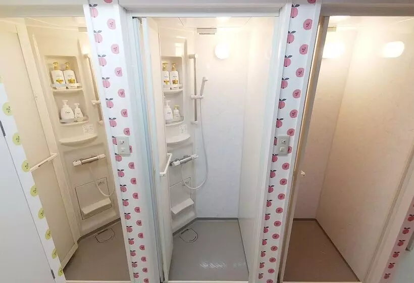 Capsule Hotel The Inn