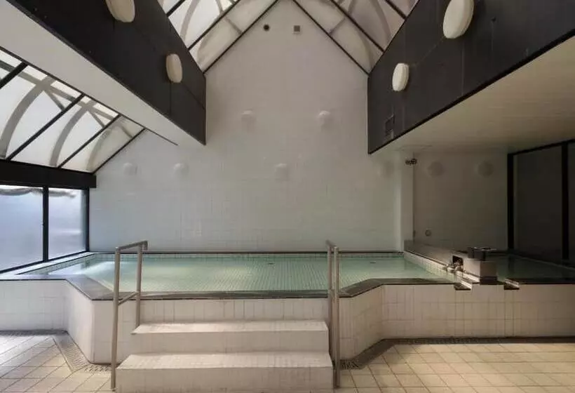 Capsule Hotel The Inn