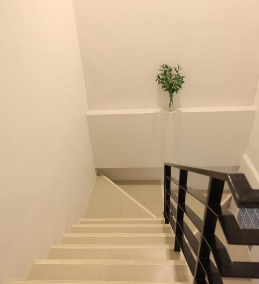 酒店 First Residence