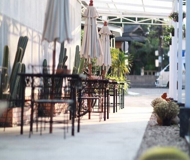 酒店 First Residence