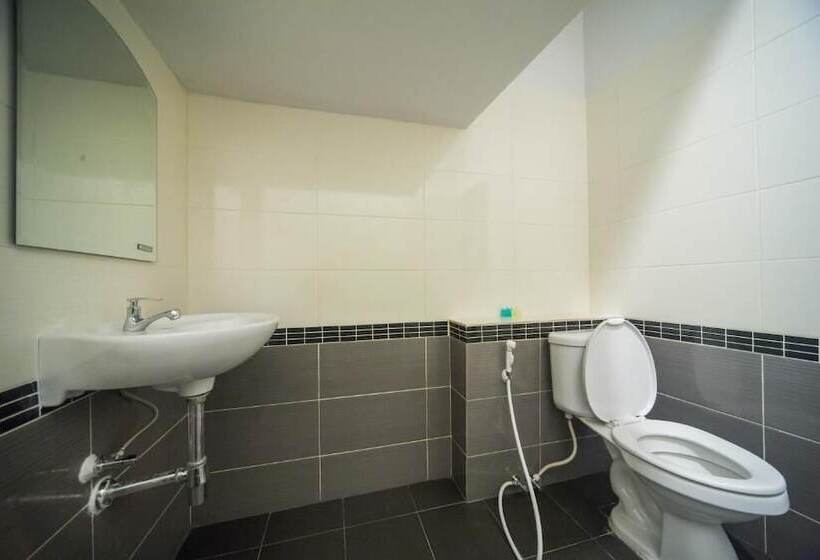 酒店 First Residence