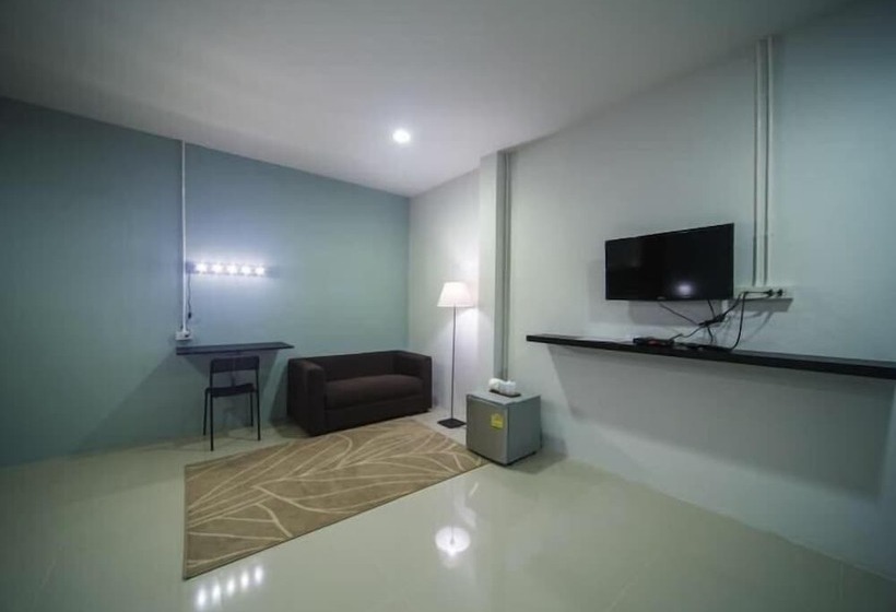 酒店 First Residence