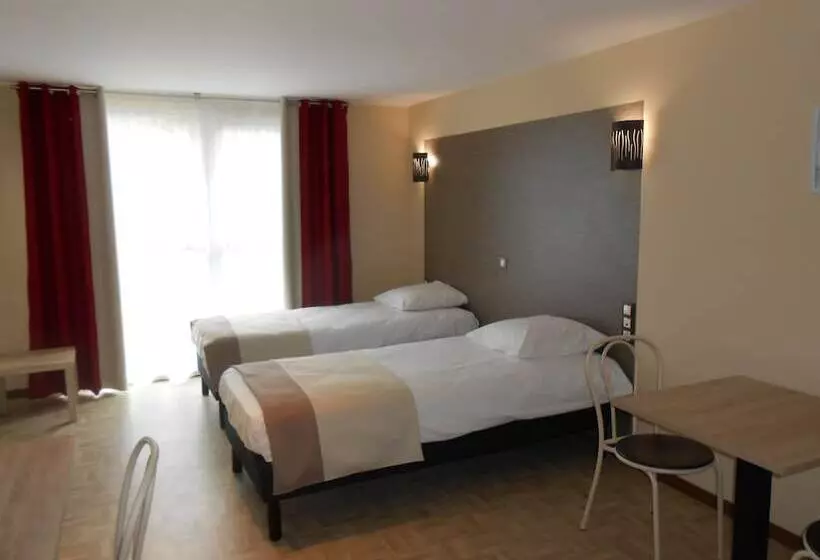 هتل Hôtel La Pause