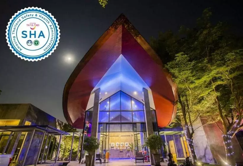 هتل Hub De Leaf @ Rayong