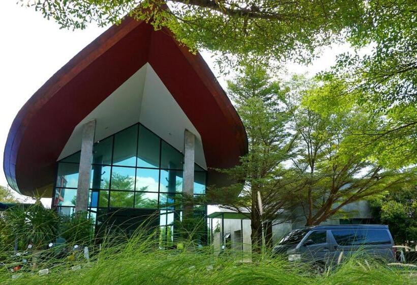 호텔 Hub De Leaf @ Rayong