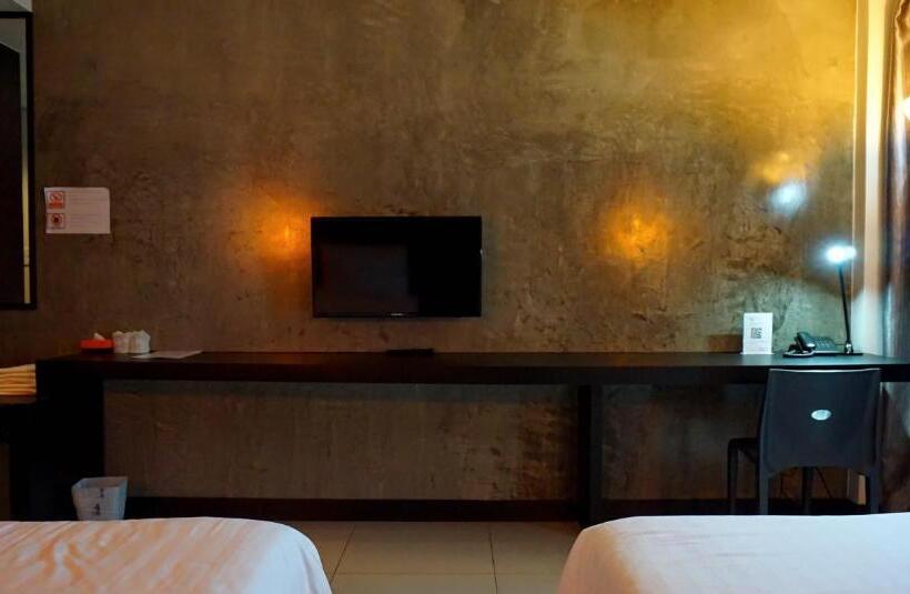 호텔 Hub De Leaf @ Rayong