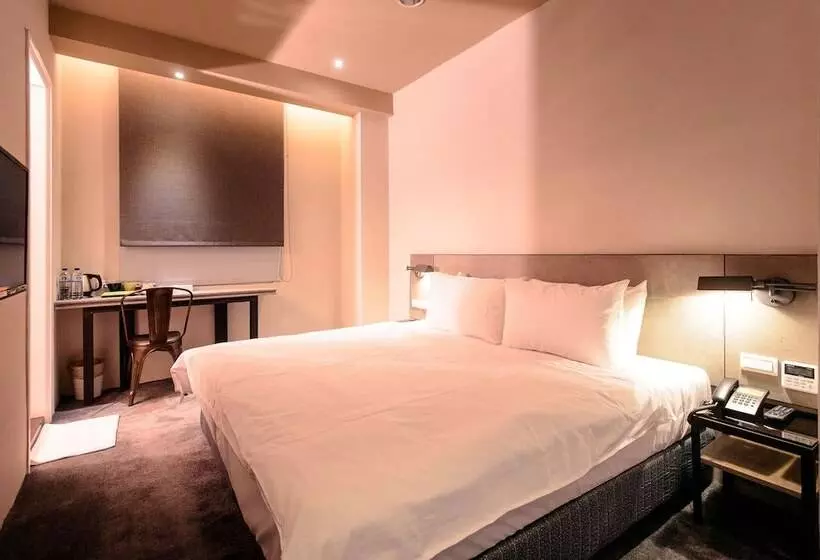 Kiwi Express Hotel Taichung Station Ii