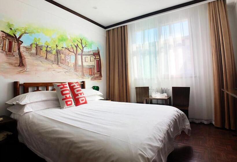 Time Traveller Hotel Near Beijing Yonghe Lama Temple, Ghost Street, Beihai Park, Jingshan Park, Dru