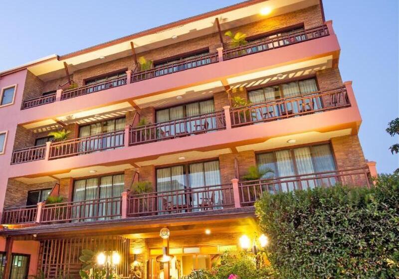 ホテル Orchid Garden