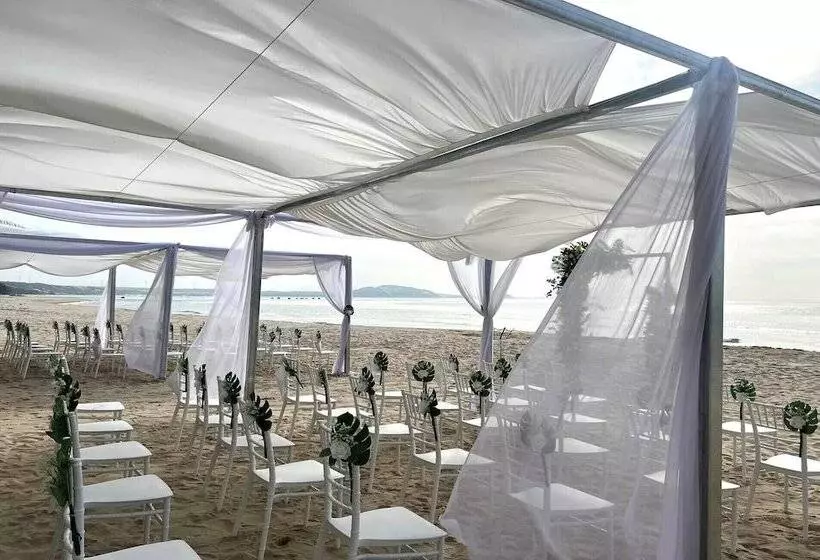 هتل Saigon Emerald Resort