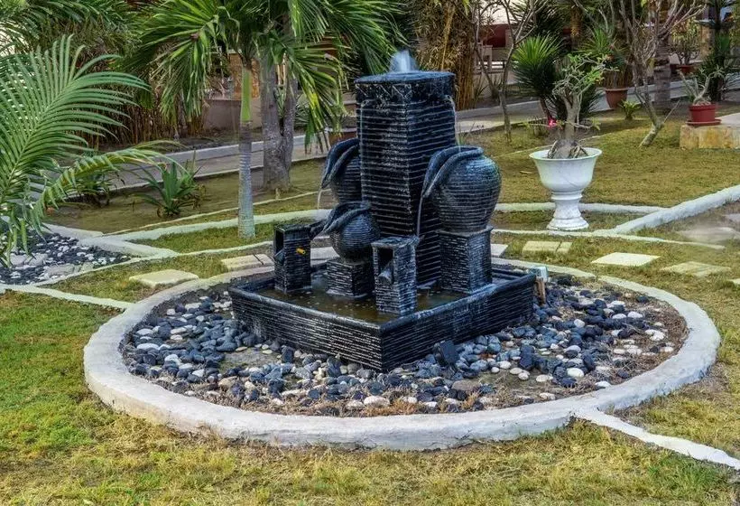 فندق Tropical Hideaways Resort