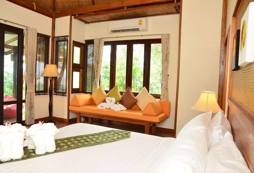 Khaothong Terrace Resort