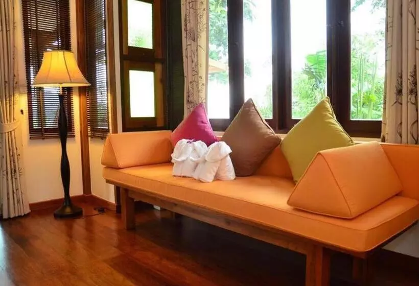 Khaothong Terrace Resort