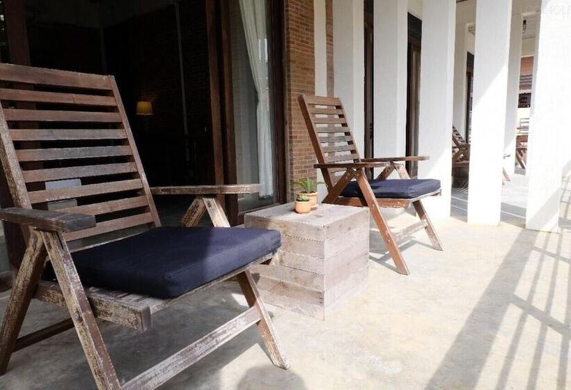 Пансион Samatha Bed & Breakfast