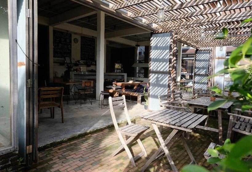 Пансион Samatha Bed & Breakfast