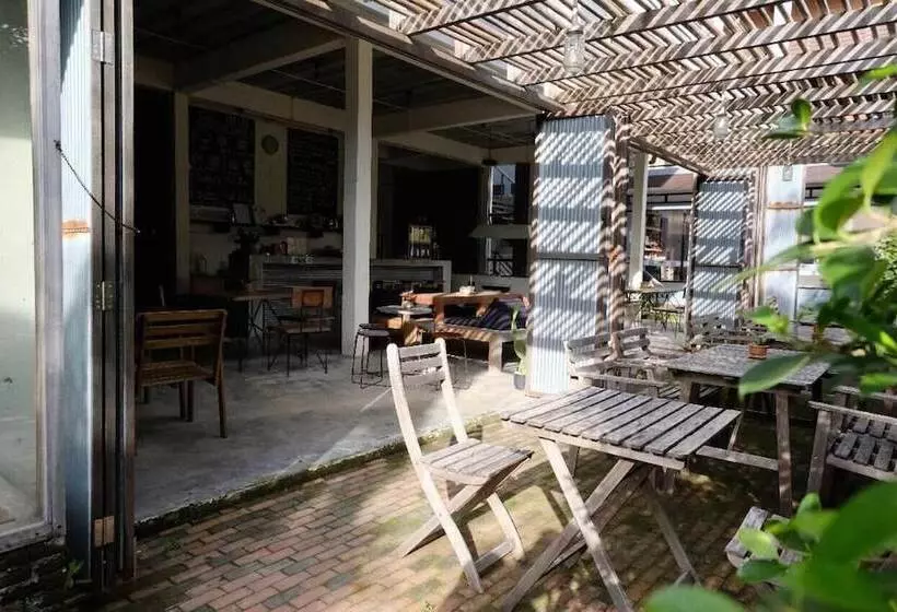 Pension Samatha Bed & Breakfast