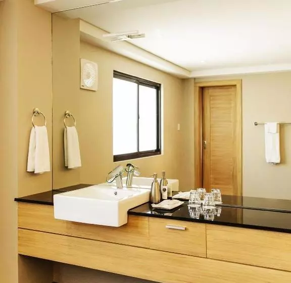 אתר נופש Villa Caemilla Beach Boutique