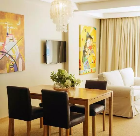 אתר נופש Villa Caemilla Beach Boutique