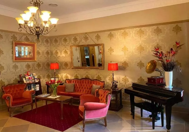 민박 Bli Bli House Riverside Retreat