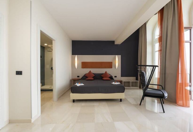 住宿加早餐 Central Gallery Rooms Palazzo D Ali Staiti Xix