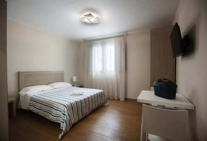 住宿加早餐  Central Gallery Rooms Palazzo D Ali  Staiti Xix