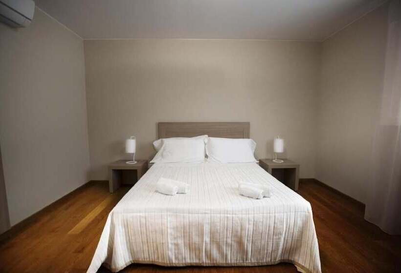 住宿加早餐 Central Gallery Rooms Palazzo D Ali Staiti Xix