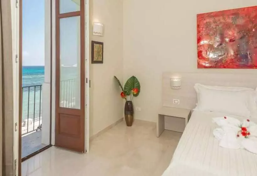 住宿加早餐  Central Gallery Rooms Palazzo D Ali  Staiti Xix