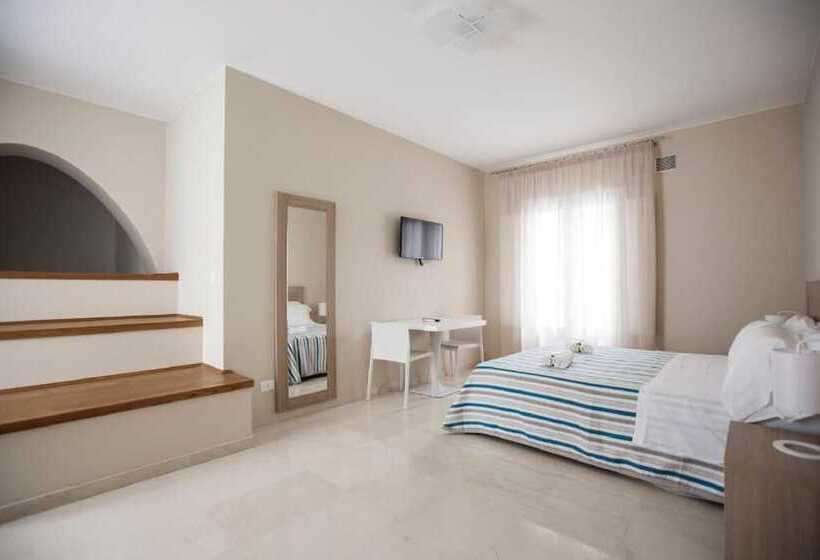 住宿加早餐 Central Gallery Rooms Palazzo D Ali Staiti Xix