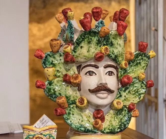 تختخواب و صبحانه Le Teste Di Moro Al Duomo