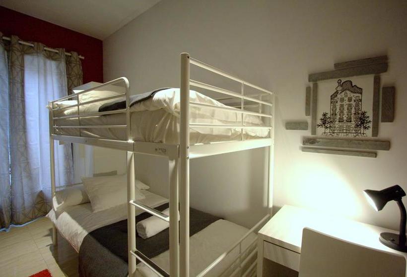 Hostel Artistic Barcelona