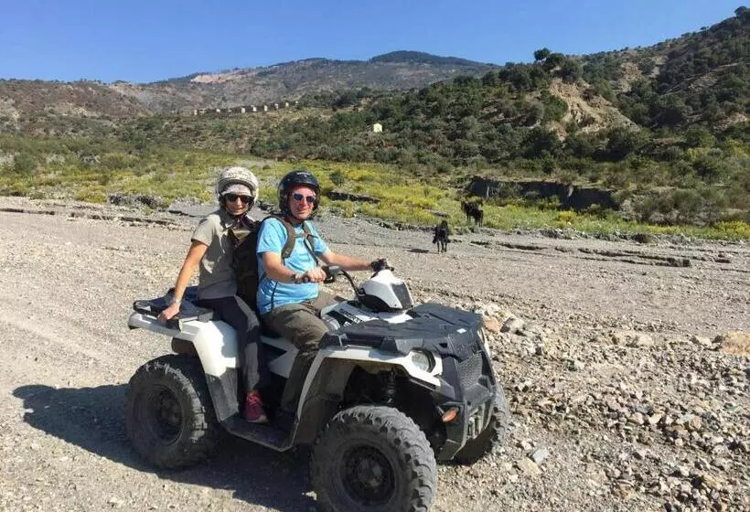 هتل Agriturismo Ghiritina