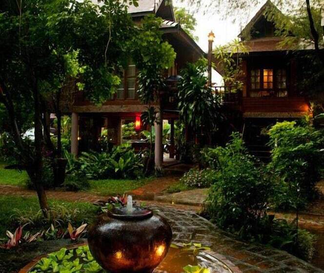 فندق Baantawan Guesthouse Pai