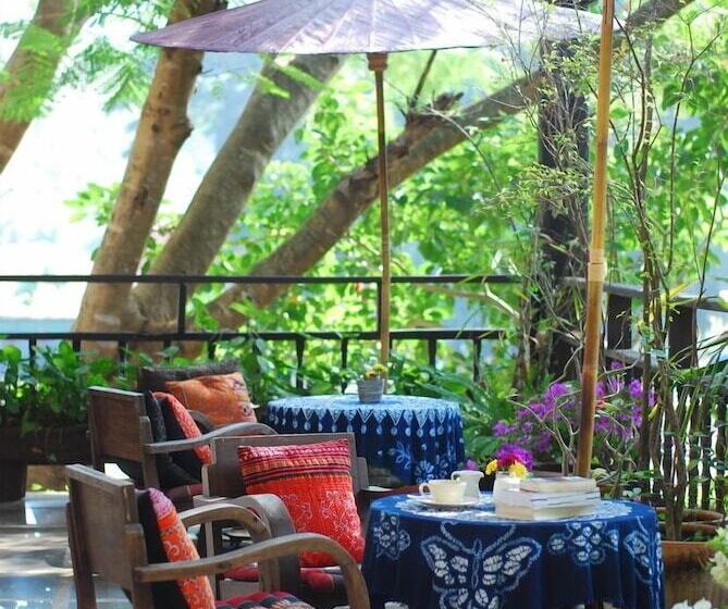 فندق Baantawan Guesthouse Pai