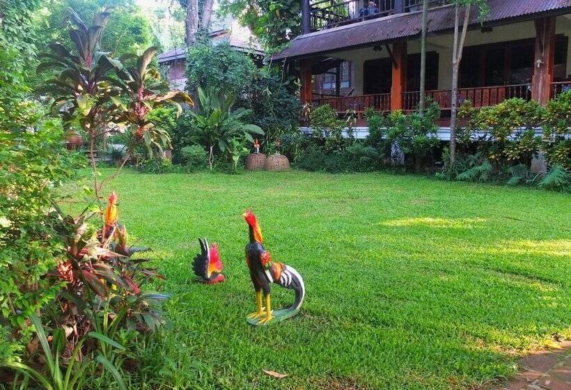 فندق Baantawan Guesthouse Pai