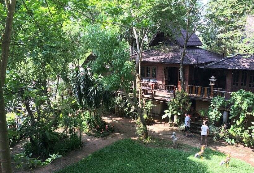 فندق Baantawan Guesthouse Pai