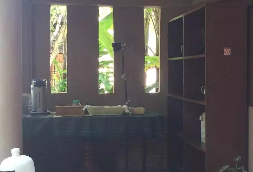 هتل Baantawan Guesthouse Pai
