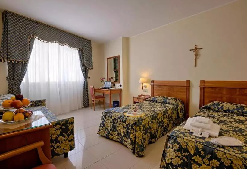 ホテル Centro Di Spiritualita Padre Pio