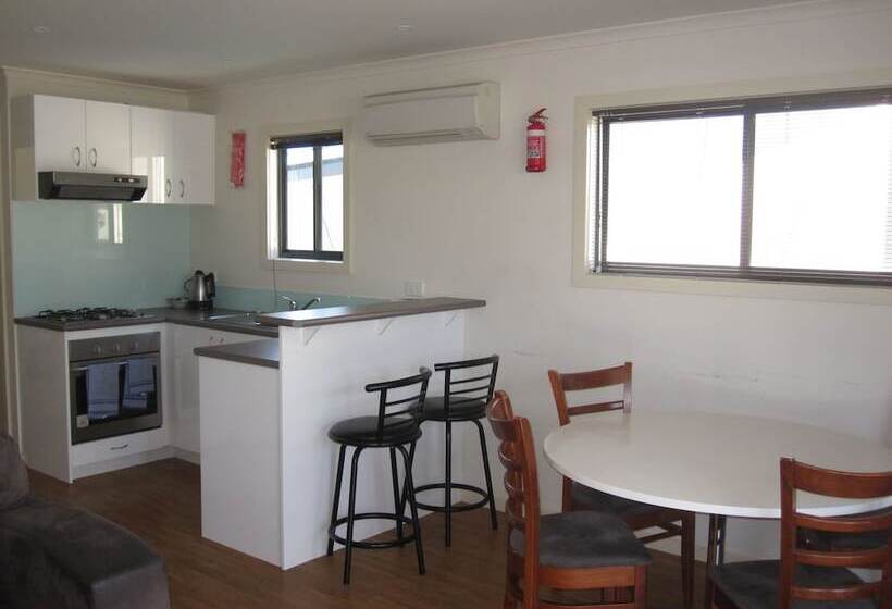 בית מלון כפרי Dromana Holiday & Lifestyle Village