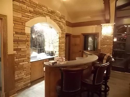 בית מלון כפרי Fairway Suites At Peek N Peak